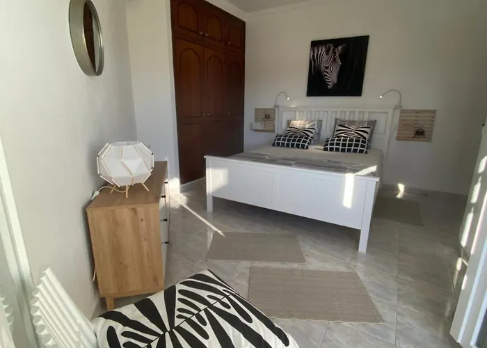 Willa Grande Lorida *